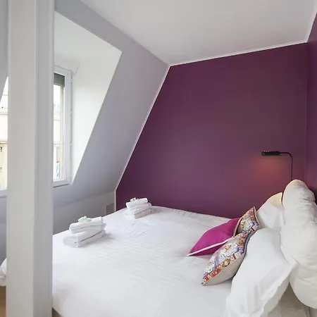 Pick A Flat - Eiffel Tower View Studio Paris